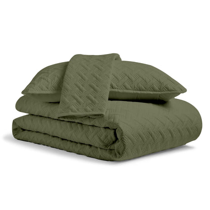 Clearance: Luxury Quilt Set